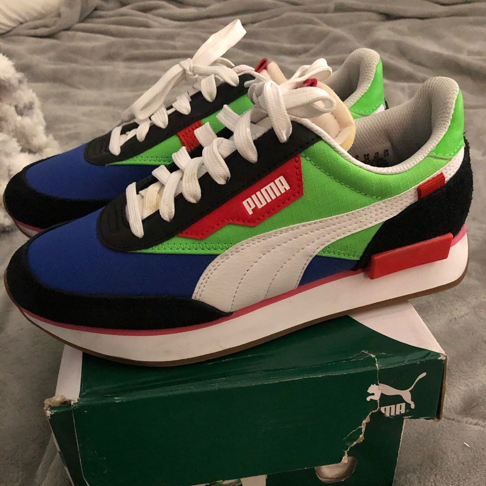 Kids Puma sneakers